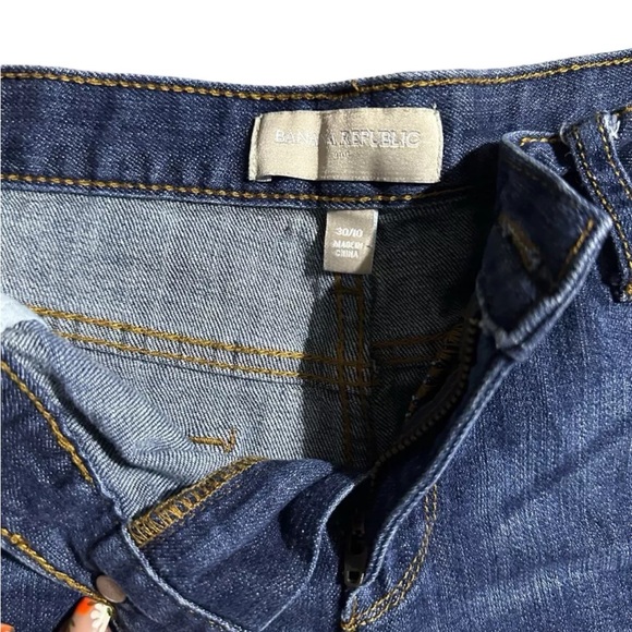 Banana Republic Shorts Women’s Size 30/10 Blue Denim Jeans Five Pocket Roll Up - Picture 3 of 4
